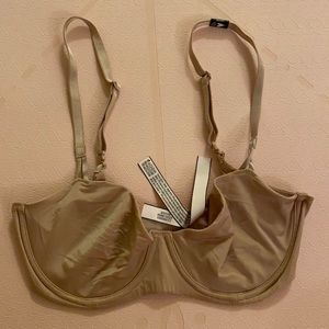 Victoria’s Secret bralette, brand new, never wear